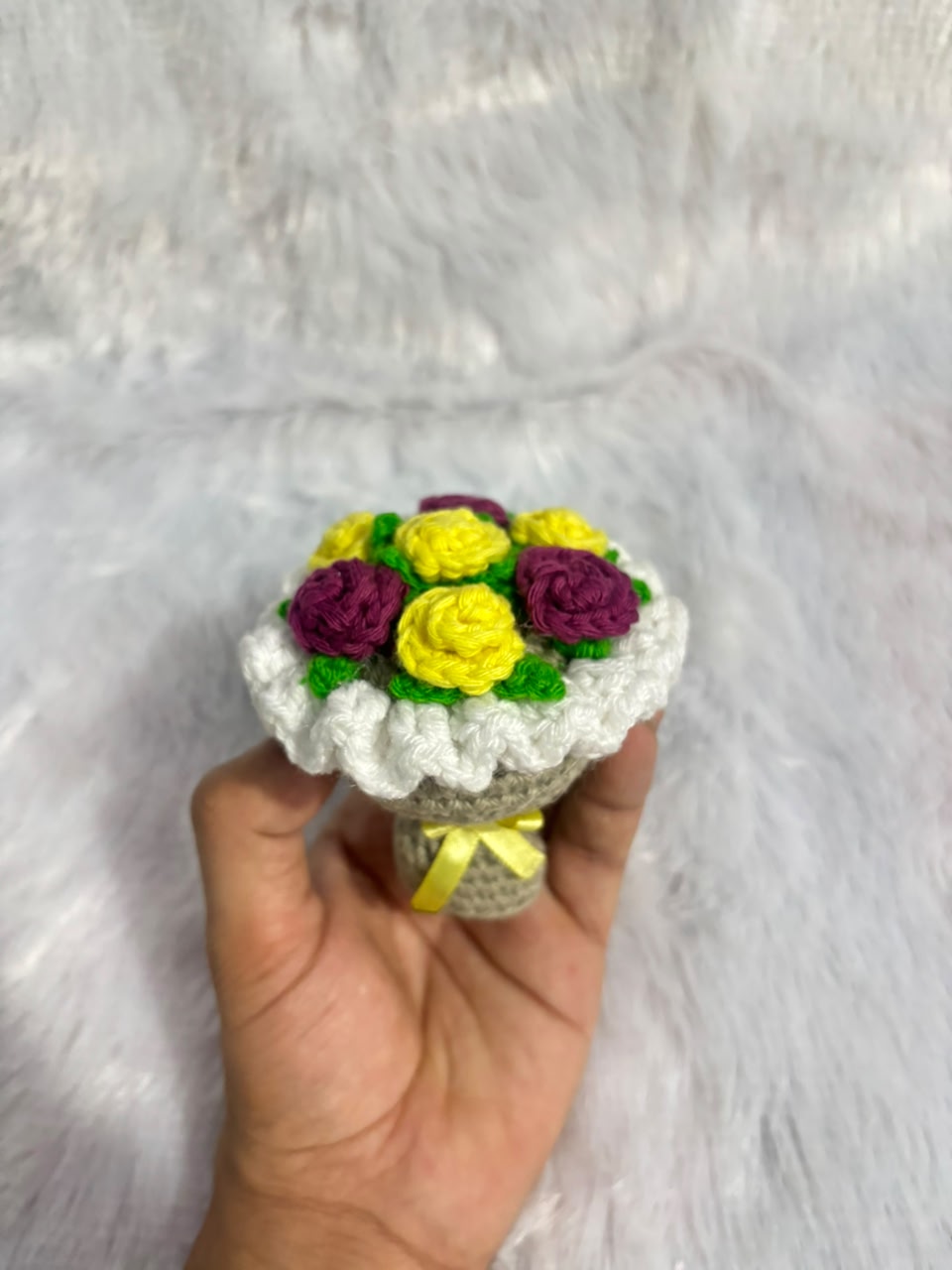 Flora Fantasy Charm Crochet Bouquet Keychain