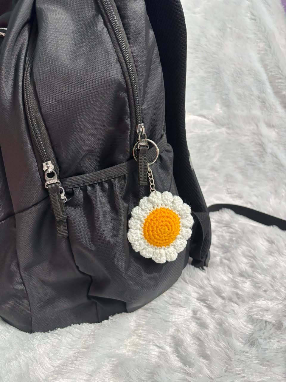 SunnyBloom Smiley Daisy Crochet Keychain